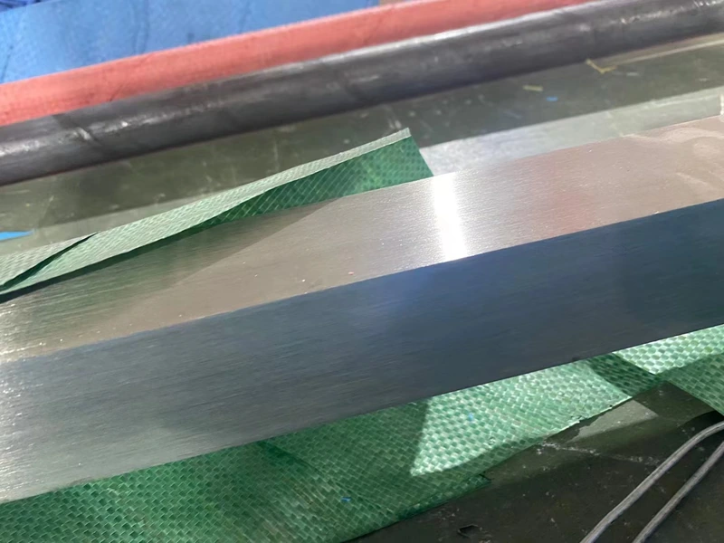stainless steel flat bars - view 5 thumbnail