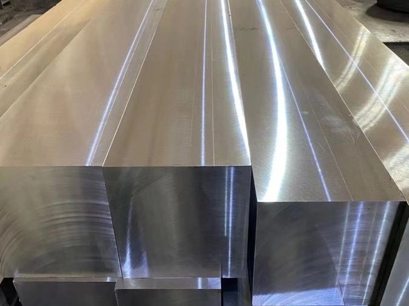 stainless steel square bars - view 4 thumbnail