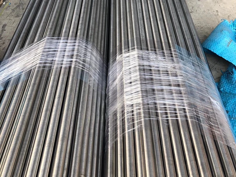 stainless steel threaded bars - view 1